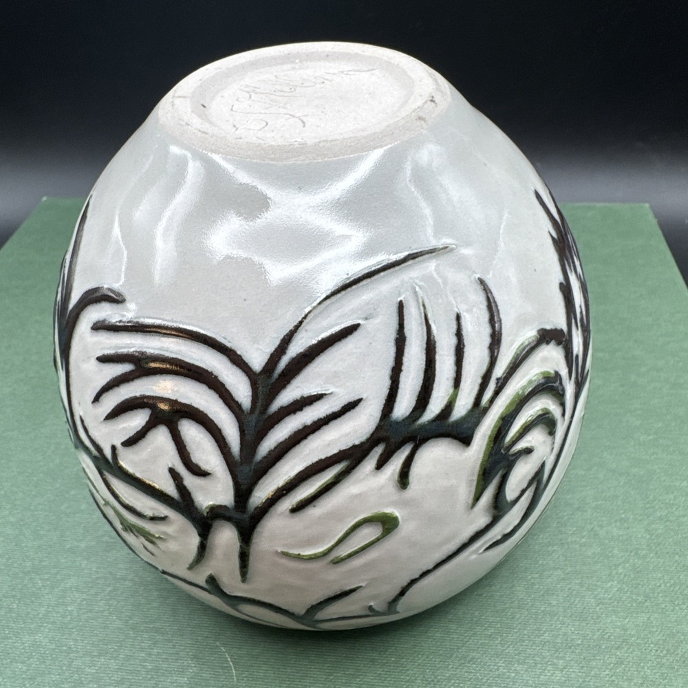 Studio Art Pottery Vase BF Gillen Incised Raised Black Green Abstract Design 5" - Picture 13 of 16